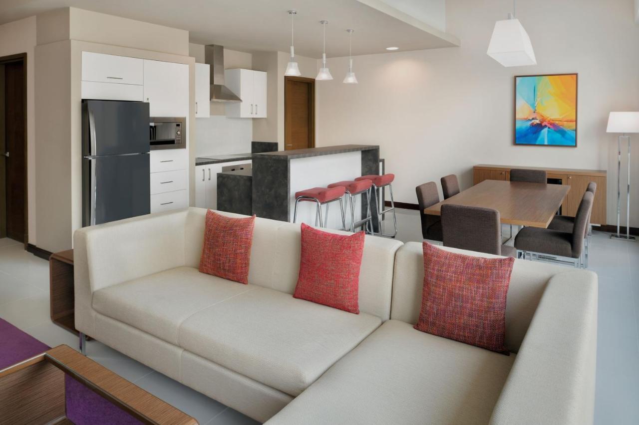 Delta Hotels By Marriott City Center Ad-Dauha Zewnętrze zdjęcie A typical apartment interior
