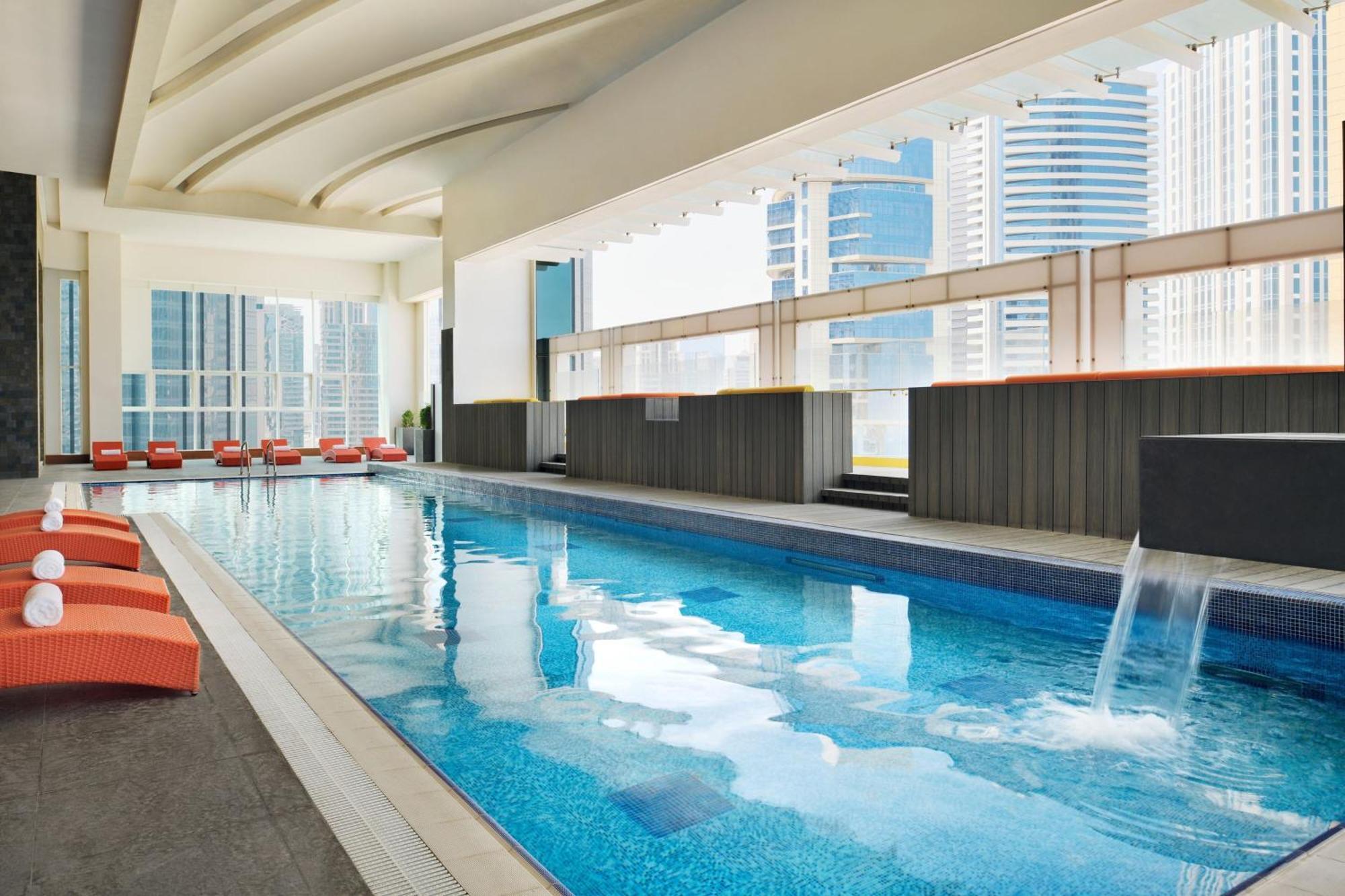Delta Hotels By Marriott City Center Ad-Dauha Zewnętrze zdjęcie The swimming pool at the 39th floor